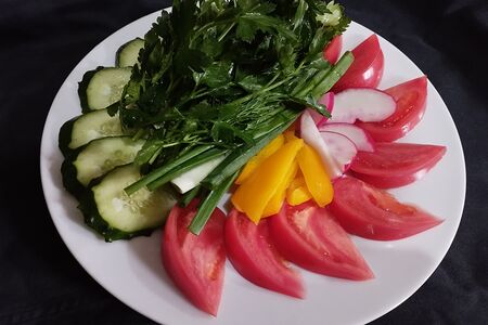 Ассорти свежих овощей