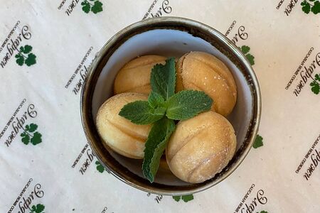 Орешки со сгущенкой