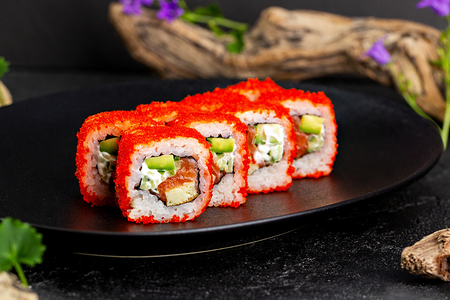 Калифорния с лососем