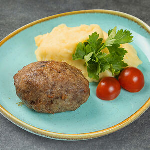 Котлетка мясная с картофельным пюре
