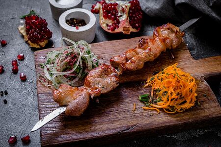 Окорочок куриный без кости на углях