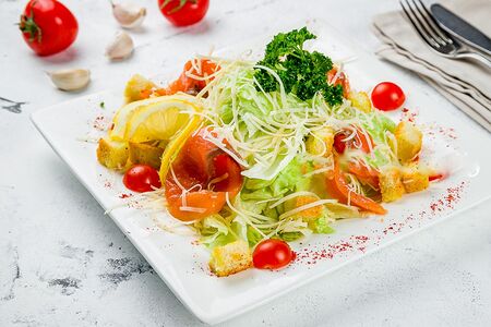 Цезарь с семгой