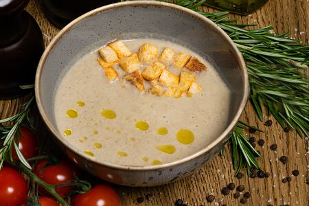 Крем-суп грибной