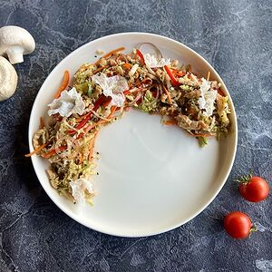 Салат с индейкой в азиатском стиле