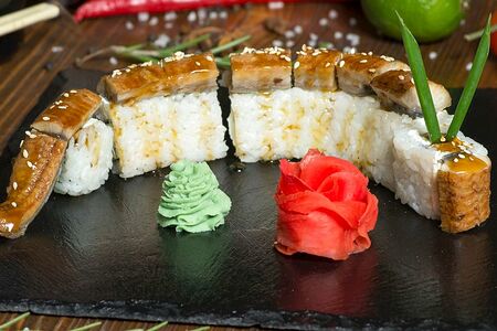 Ролл Дракон