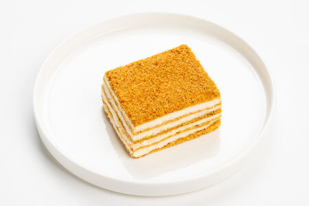 Пирожное Медовик