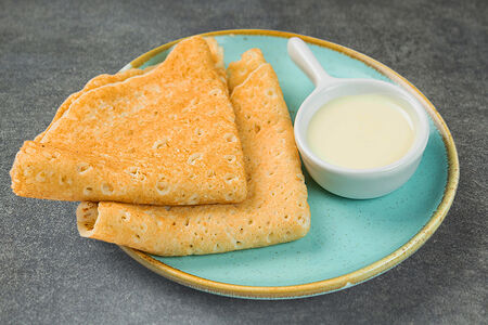 Блинчики со сгущенкой