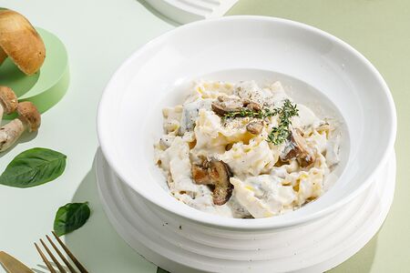 Паста с белыми грибами