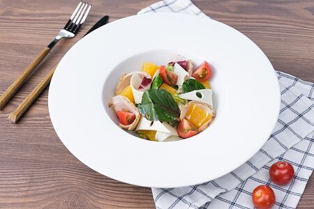 Салат с курицей и апельсинами