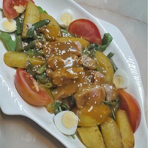 Салат теплый Нисуаз