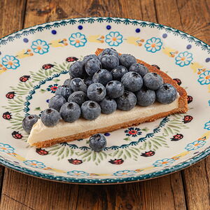 Пирог со свежей голубикой