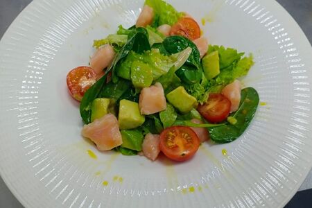 Со свежим лососем