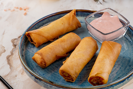 Хрустящие трубочки с ветчиной и сыром