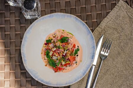 Томаты со сметаной и с семечками