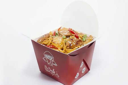 Яичная лапша с индейкой и ананасами