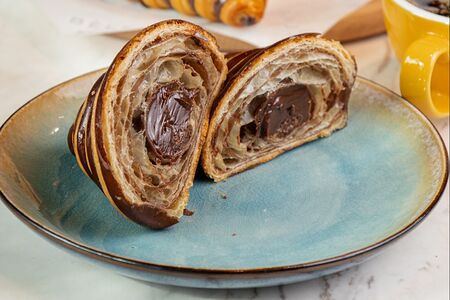 Шоколадный круассан