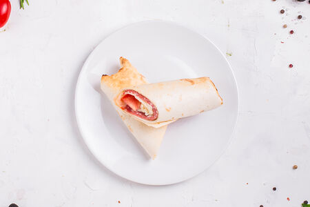 Хот Ролл с салями