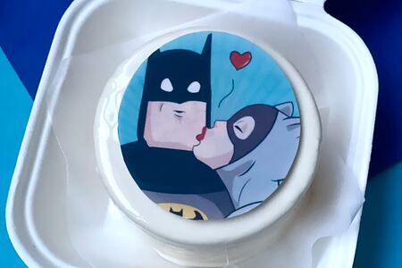 Бенто-торт Бэтмэн и женщина кошка синий