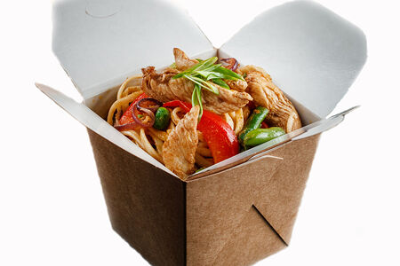 Wok-лапша с куринои грудкои
