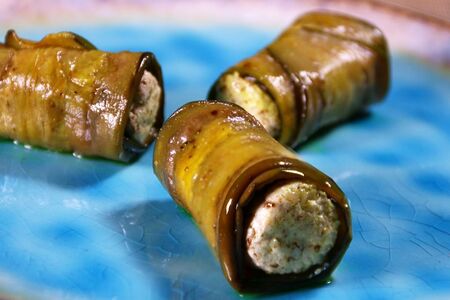 Рулетик из баклажанов