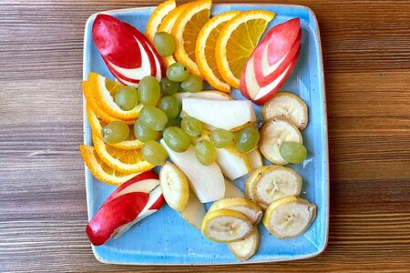 Тарелка фруктов