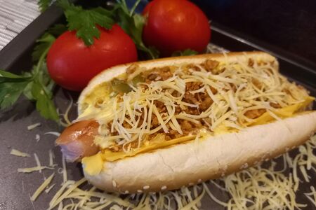 Датский хот-дог сырный