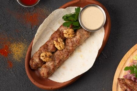 Люля-кебаб из курицы с орехом