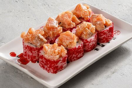 Ролл с лососем спайси и гребешком