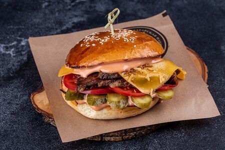 Каз-бургер с рваным мясом