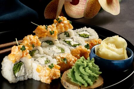 С креветкой и персиком