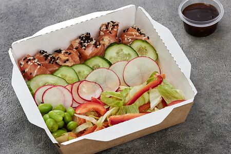 Поке с лососем