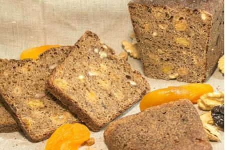 Сорпреза с орехами и сухофруктами