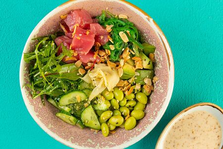 Поке с тунцом