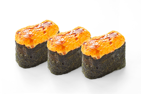 3 запеченных суши с лососем