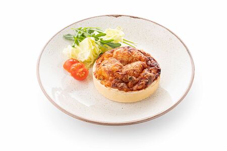 Киш с курицей и грибами