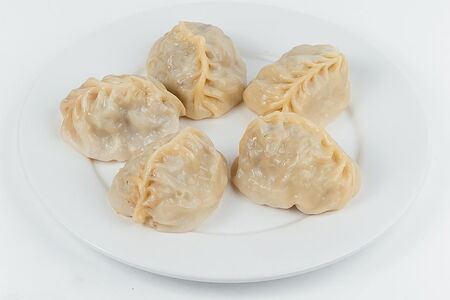 Манты с мясом и тыквой