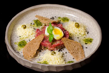 Тартар из молодого теленка