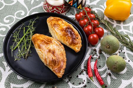 Самса с курицей