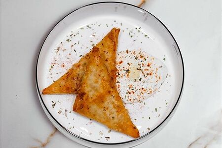 Пирожки с сыром фета и дзадзики