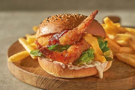 Бургер с креветками