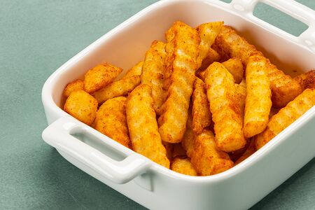 Картофель фри с копченой паприкой