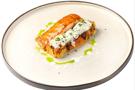 Лосось с гратеном из батата