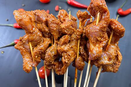 Мини-шашлычки из куриных желудков