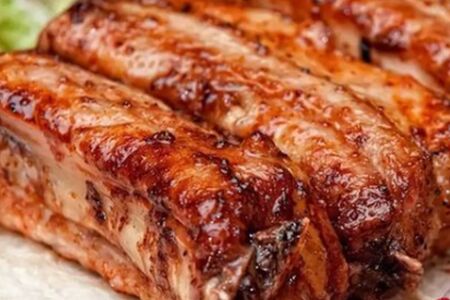 Шашлык на мангале свиные ребра