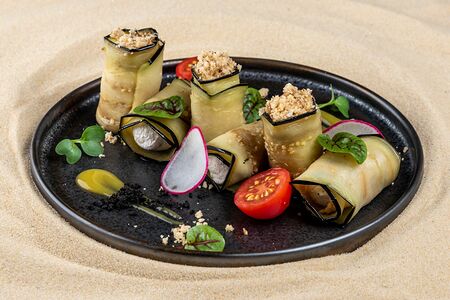 Баклажаны с сырно-ореховым муссом