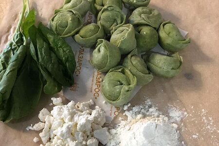 Равиоли со шпинатом и сыром