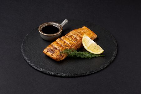 Лосось на углях