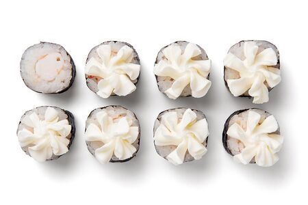 Мини ролл с креветкой и сыром