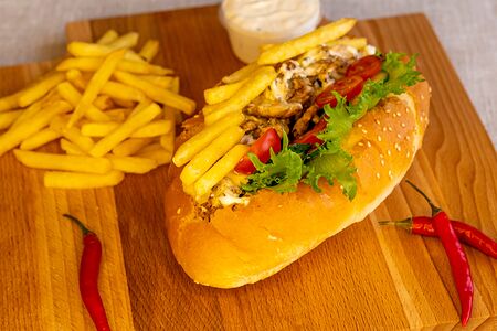 Багет со свининой