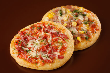 Мини-пицца с салями